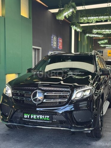 Mercedes GLS 400 4MATIC 2018, 53,000 km - 3.0 l - Bakı