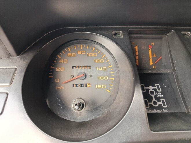 Mitsubishi Pajero 1991, 444,450 km - 2.5 л - İmişli