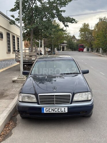 Mercedes C 180 1995, 250,000 km - 1.8 l - Gəncə