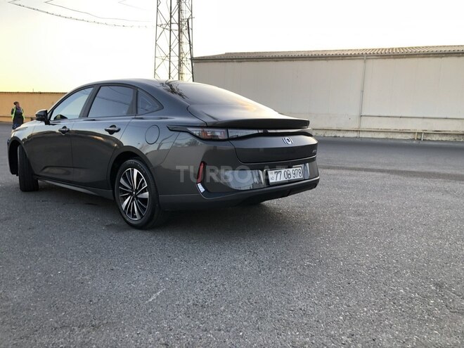 Changan Qiyuan A05 2025, 16,000 km - 1.5 л - Bakı