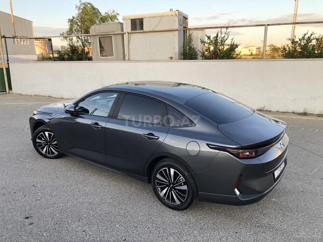 Changan Qiyuan A05 2025, 16,000 km - 1.5 л - Bakı