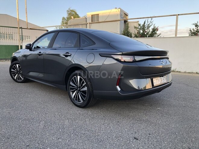 Changan Qiyuan A05 2025, 16,000 km - 1.5 л - Bakı
