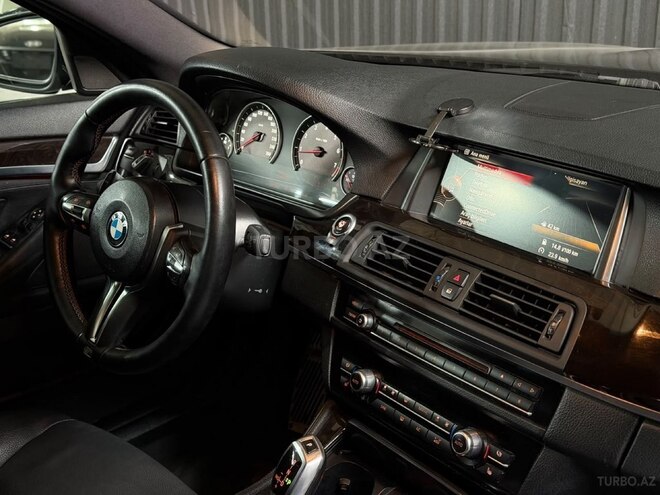 BMW 528 2016, 303,000 km - 2.0 l - Bakı