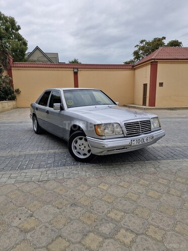 Mercedes E 220 1993, 380,000 km - 2.2 l - Bakı