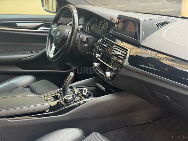 BMW 530 2019, 158,500 km - 2.0 л - Bakı