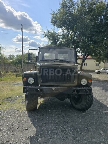 GAZ 3308 2004, 300,000 km - 4.2 l - Zaqatala