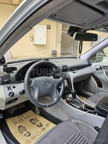 Mercedes C 320 2001, 265,000 km - 3.2 л - Sumqayıt