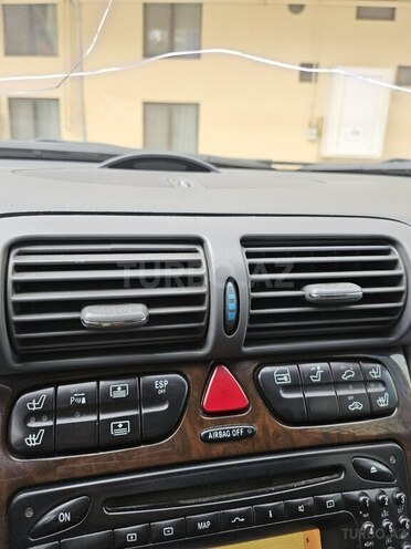 Mercedes C 320 2001, 265,000 km - 3.2 л - Sumqayıt