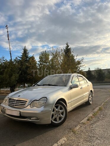Mercedes C 240 2002, 235,459 km - 2.6 л - Sumqayıt