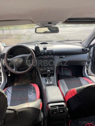Mercedes C 240 2002, 235,459 km - 2.6 л - Sumqayıt