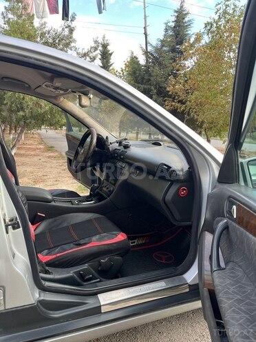 Mercedes C 240 2002, 235,459 km - 2.6 л - Sumqayıt