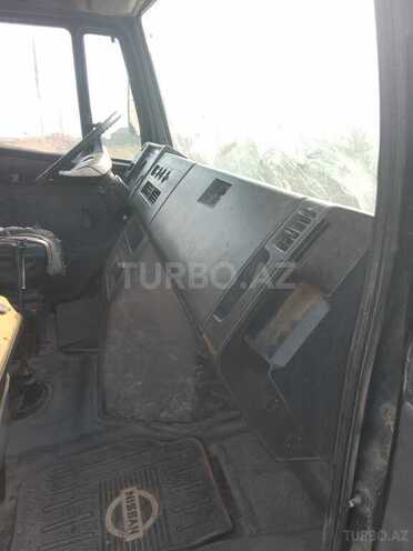 Mercedes 711 D 1995, 500,000 km - 2.3 l - Salyan