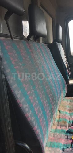 Mercedes 711 D 1995, 500,000 km - 2.3 l - Salyan