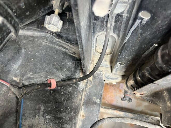 LADA (VAZ) 2107 2011, 35,000 km - 1.6 l - Quba