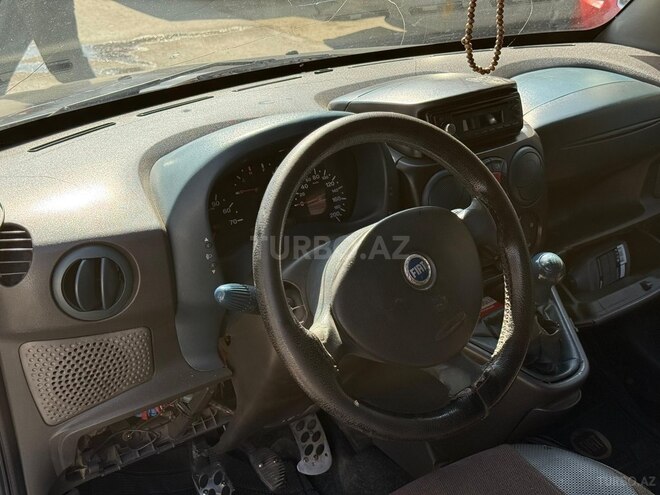 Fiat Doblo 2003, 289,456 km - 1.9 l - Bakı