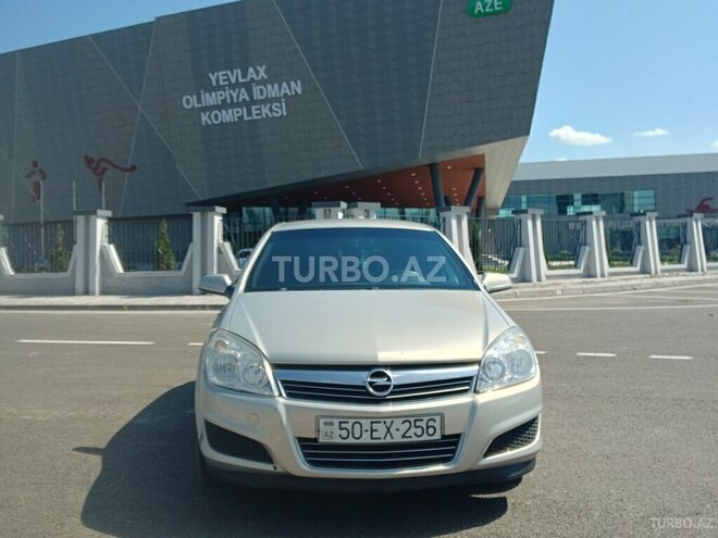 Opel Astra 2007, 490,000 km - 1.3 l - Yevlax