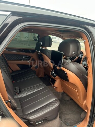 Bentley Bentayga 2016, 99,628 km - 6.0 l - Bakı