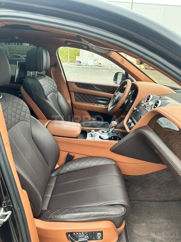 Bentley Bentayga 2016, 99,628 km - 6.0 l - Bakı