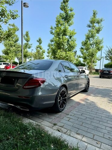 Mercedes E 220 d 2018, 221,000 km - 2.0 l - Bakı