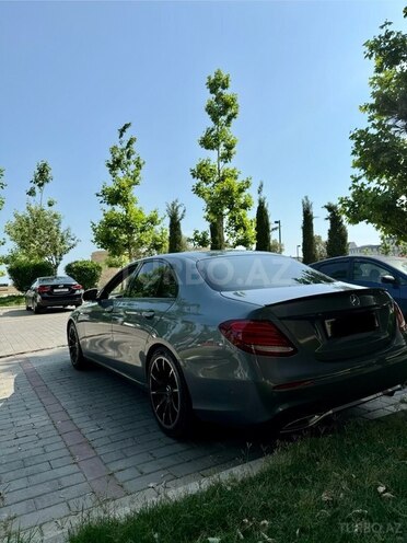 Mercedes E 220 d 2018, 221,000 km - 2.0 l - Bakı