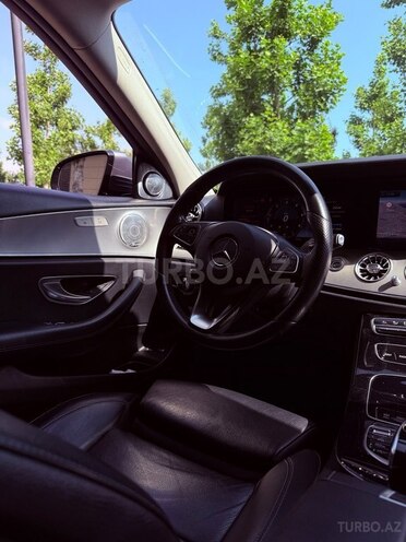 Mercedes E 220 d 2018, 221,000 km - 2.0 l - Bakı
