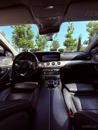 Mercedes E 220 d 2018, 221,000 km - 2.0 l - Bakı
