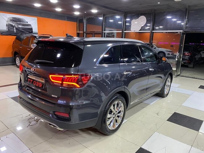 Kia Sorento 2018, 178,000 km - 2.0 л - Sumqayıt