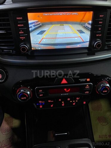 Kia Sorento 2018, 178,000 km - 2.0 л - Sumqayıt