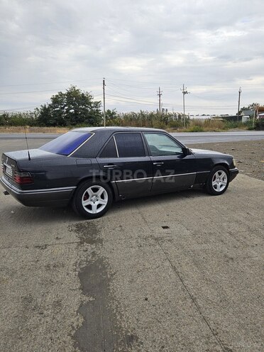Mercedes 220 E 1994, 365,874 km - 2.2 l - Şəmkir