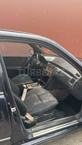 Mercedes E 200 1996, 800,560 km - 2.0 l - Sabirabad
