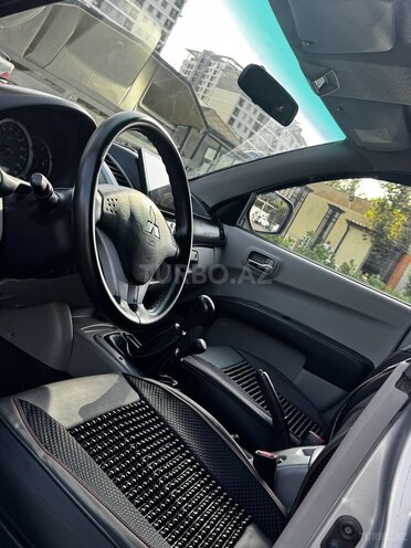 Mitsubishi L200 2012, 190,000 km - 2.5 l - Bakı