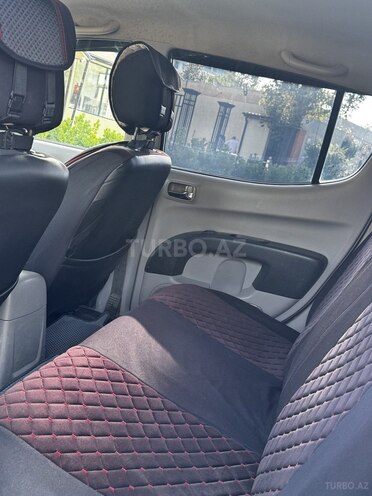 Mitsubishi L200 2012, 190,000 km - 2.5 l - Bakı
