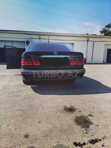 Mercedes E 240 2000, 479,000 km - 2.4 l - Bakı
