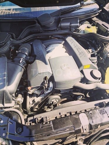 Mercedes E 240 2000, 479,000 km - 2.4 l - Bakı
