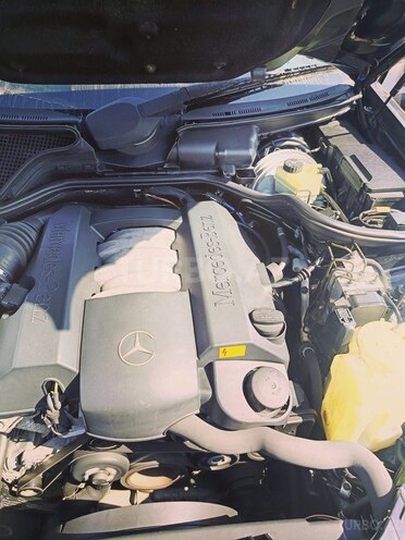 Mercedes E 240 2000, 479,000 km - 2.4 l - Bakı