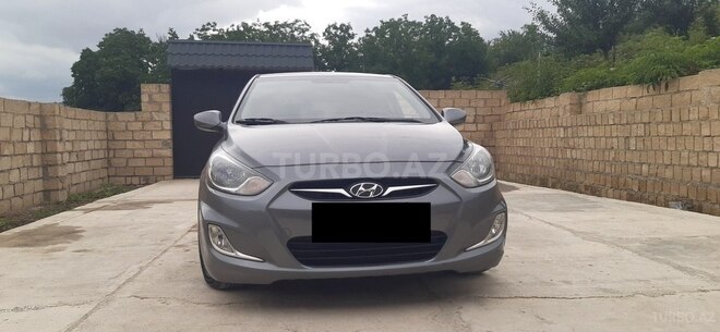 Hyundai Accent 2014, 283,983 km - 1.6 l - Sumqayıt