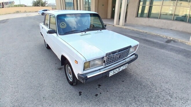 LADA (VAZ) 2107 2004, 194,343 km - 1.6 l - Salyan