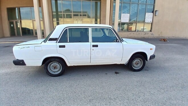 LADA (VAZ) 2107 2004, 194,343 km - 1.6 l - Salyan