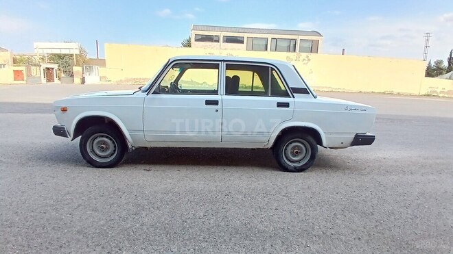 LADA (VAZ) 2107 2004, 194,343 km - 1.6 l - Salyan