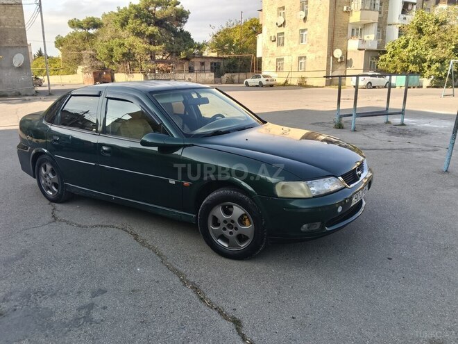 Opel Vectra 1999, 296,500 km - 1.6 l - Bakı