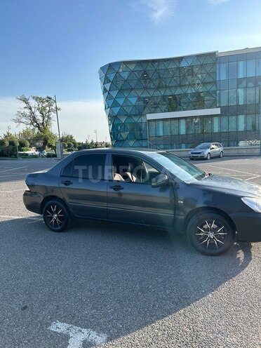 Mitsubishi Lancer 2005, 670,000 km - 1.3 l - Qəbələ