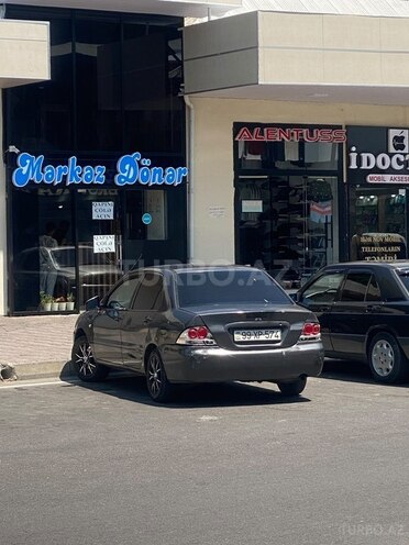 Mitsubishi Lancer 2005, 670,000 km - 1.3 l - Qəbələ