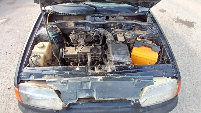 LADA (VAZ) 2115 2009, 194,343 km - 1.6 l - Salyan
