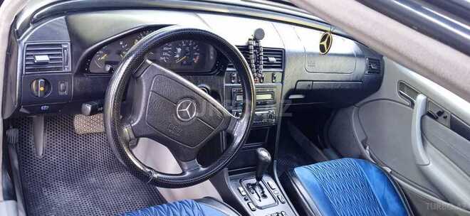 Mercedes C 200 1999, 240,000 km - 2.0 l - Bakı