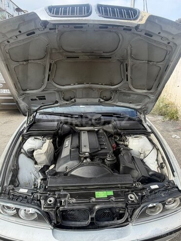 BMW 523 2000, 208,000 km - 2.5 l - Bakı