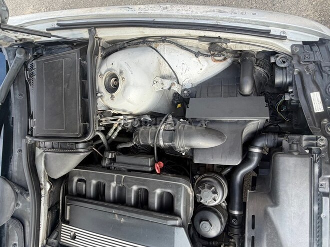 BMW 523 2000, 208,000 km - 2.5 l - Bakı