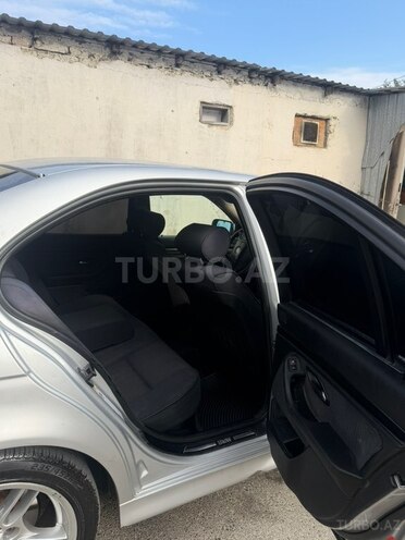 BMW 523 2000, 208,000 km - 2.5 l - Bakı