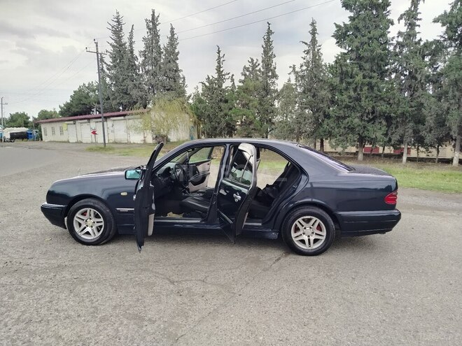 Mercedes E 230 1997, 250,421 km - 2.3 l - Ağstafa