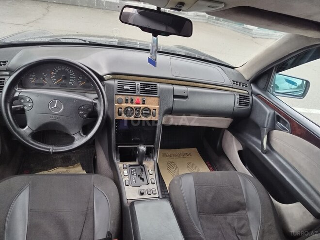 Mercedes E 230 1997, 250,421 km - 2.3 l - Ağstafa