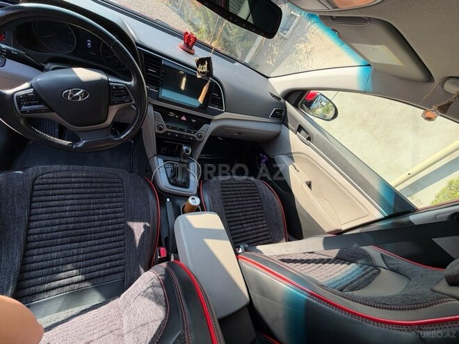 Hyundai Elantra 2018, 90,000 km - 2.0 л - Bakı